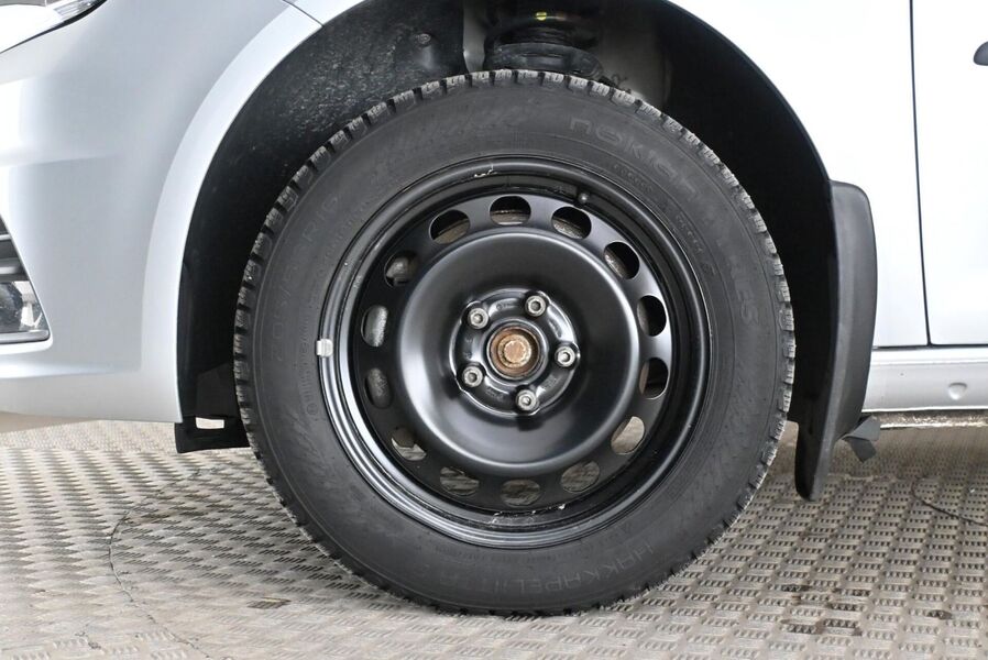 Volkswagen Caddy Maxi vaihtoauto