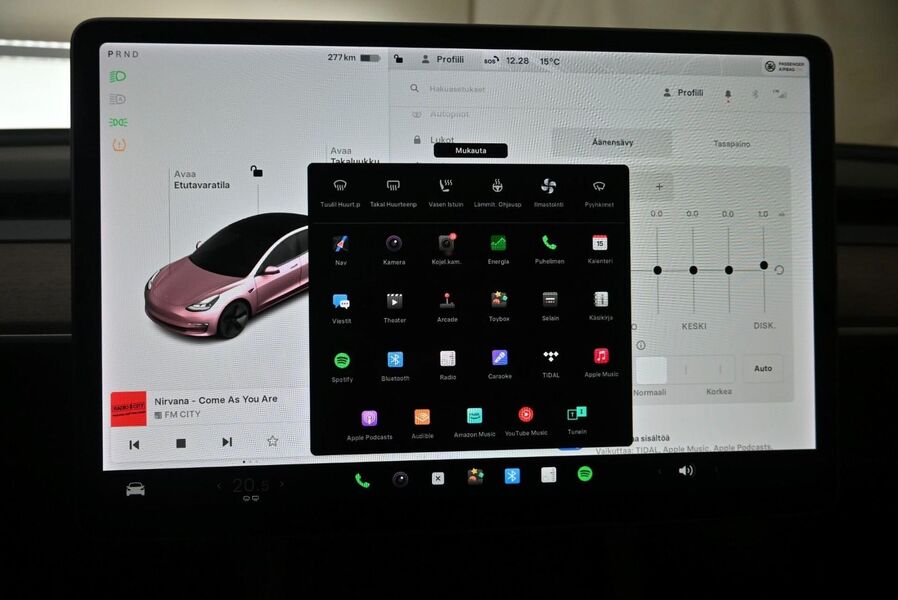 Tesla Model 3 vaihtoauto