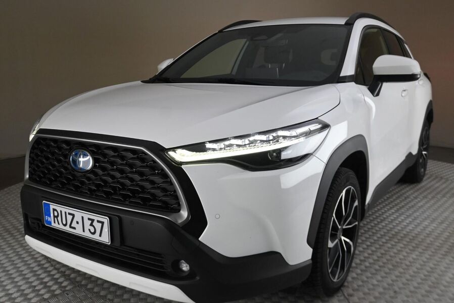 Toyota Corolla Cross vaihtoauto