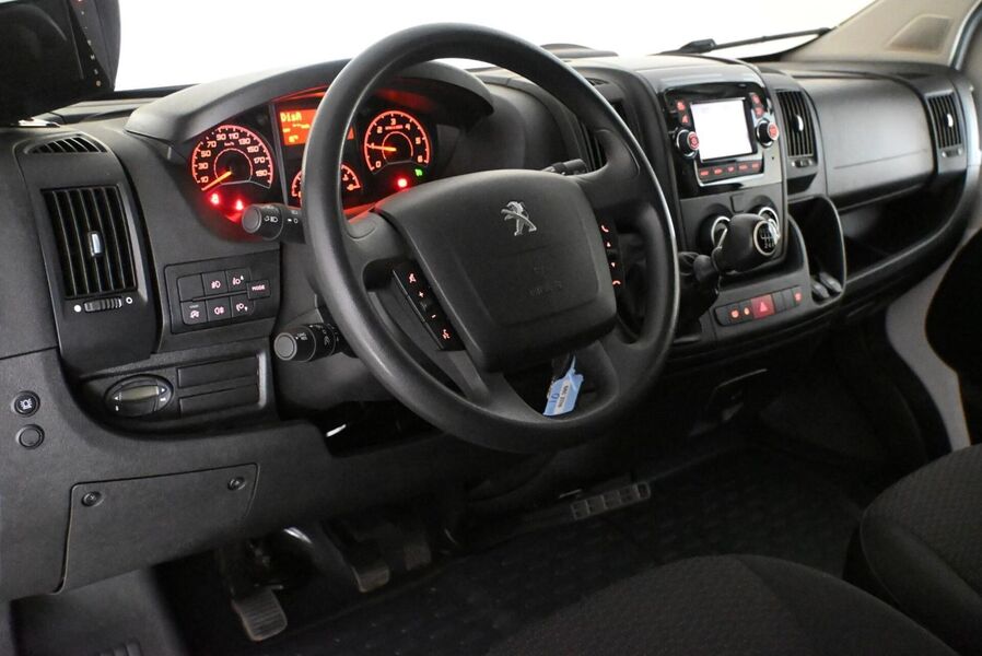 Peugeot Boxer vaihtoauto