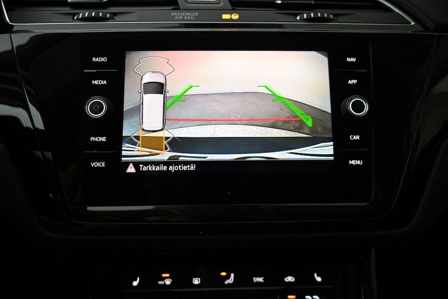 Volkswagen Touran vaihtoauto