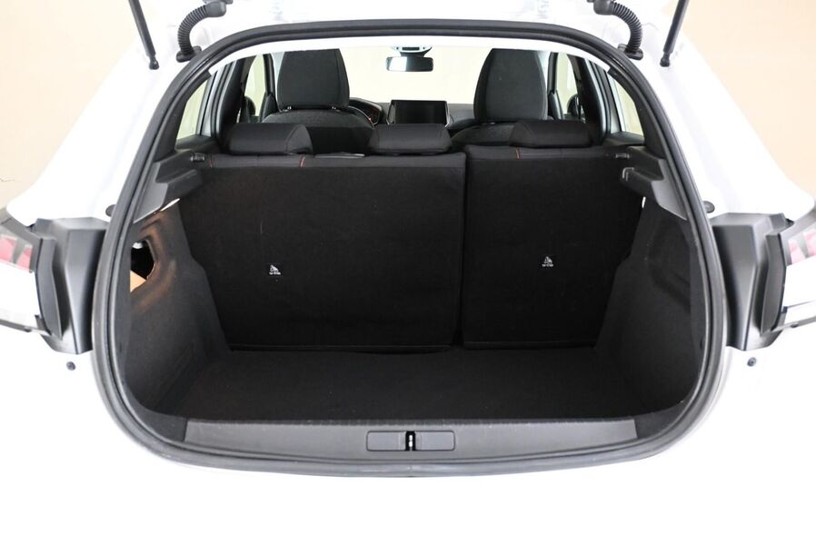 Peugeot e-208 vaihtoauto