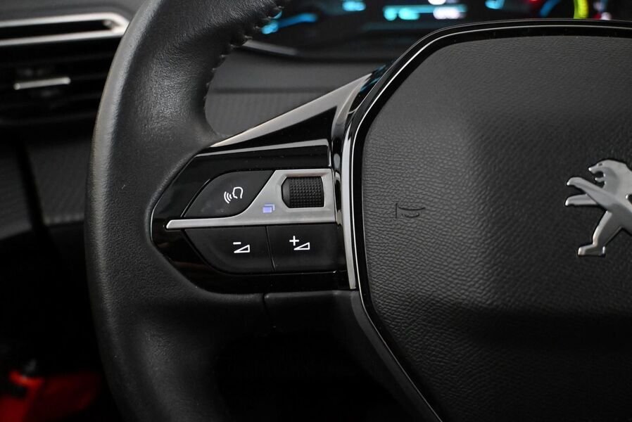 Peugeot e-208 vaihtoauto