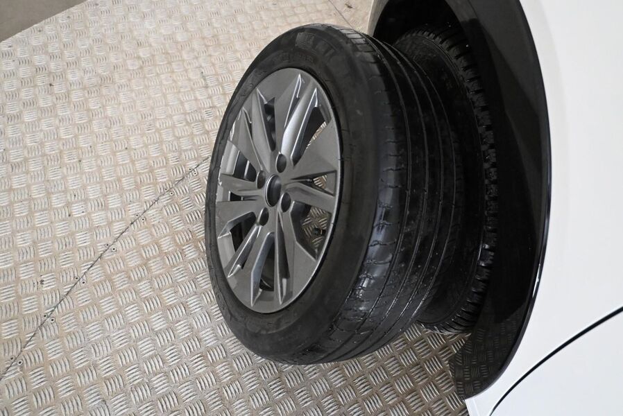 Peugeot e-208 vaihtoauto