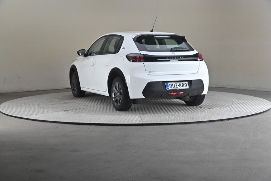 Peugeot e-208 vaihtoauto