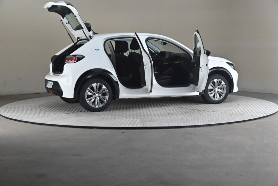 Peugeot e-208 vaihtoauto