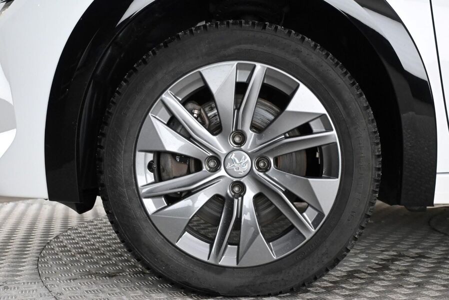 Peugeot e-208 vaihtoauto