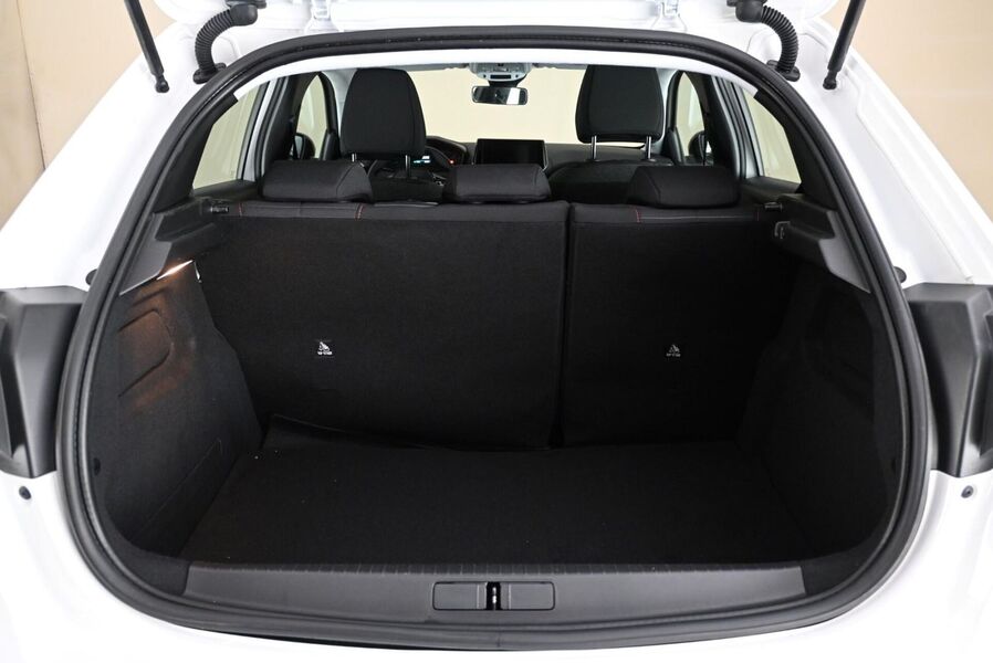 Peugeot e-208 vaihtoauto