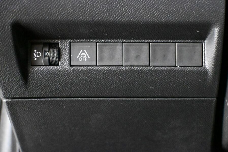 Peugeot e-208 vaihtoauto