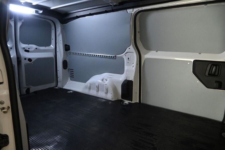 Peugeot e-Expert vaihtoauto