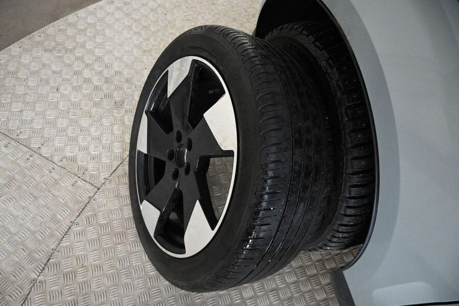 Volvo EX30 vaihtoauto