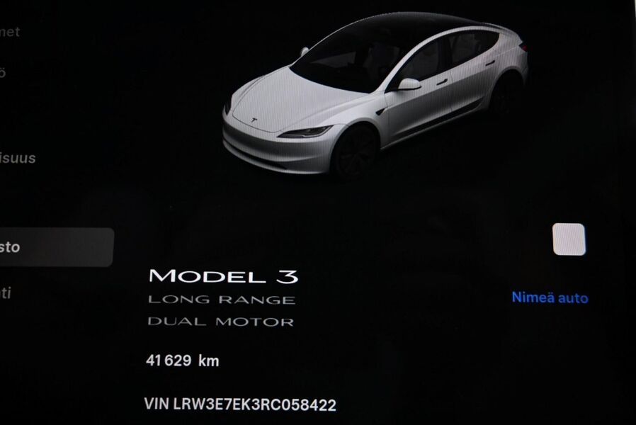 Tesla Model 3 vaihtoauto