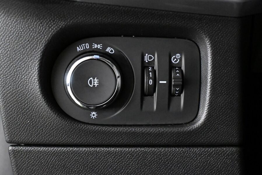 Opel Mokka-e vaihtoauto