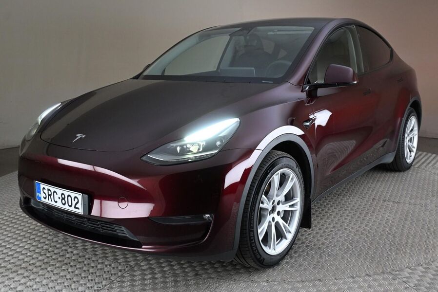 Tesla Model Y vaihtoauto