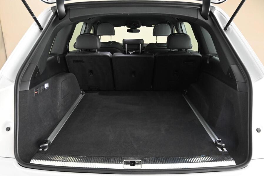 Audi Q7 vaihtoauto