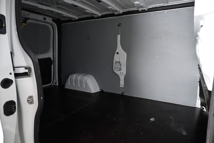 Nissan NV300 vaihtoauto