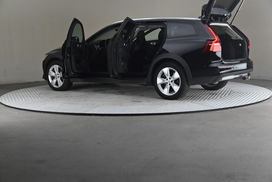 Volvo V60 Cross Country vaihtoauto