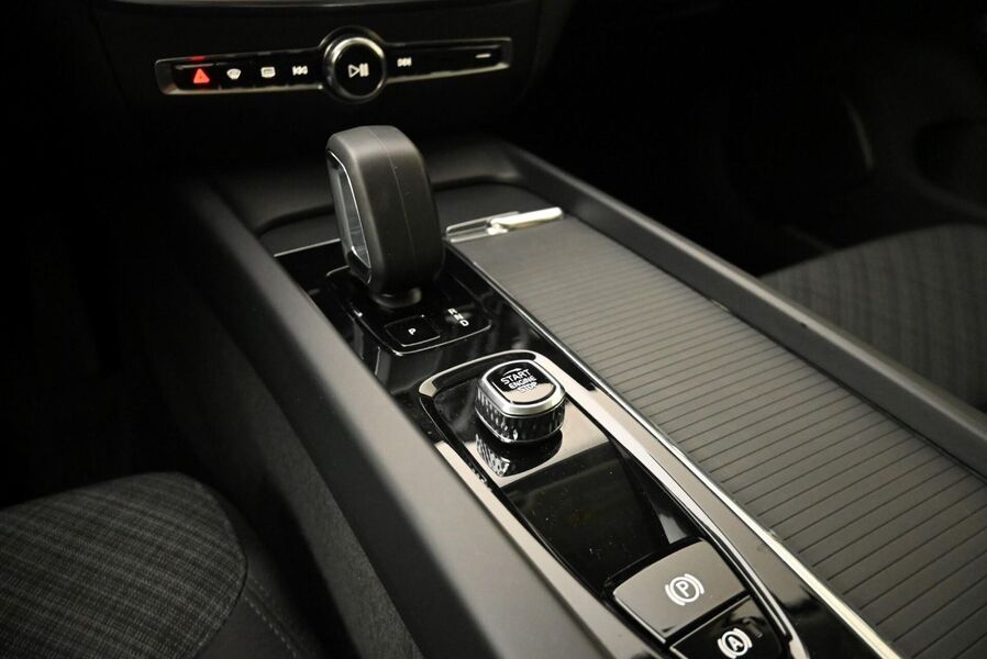 Volvo V60 Cross Country vaihtoauto