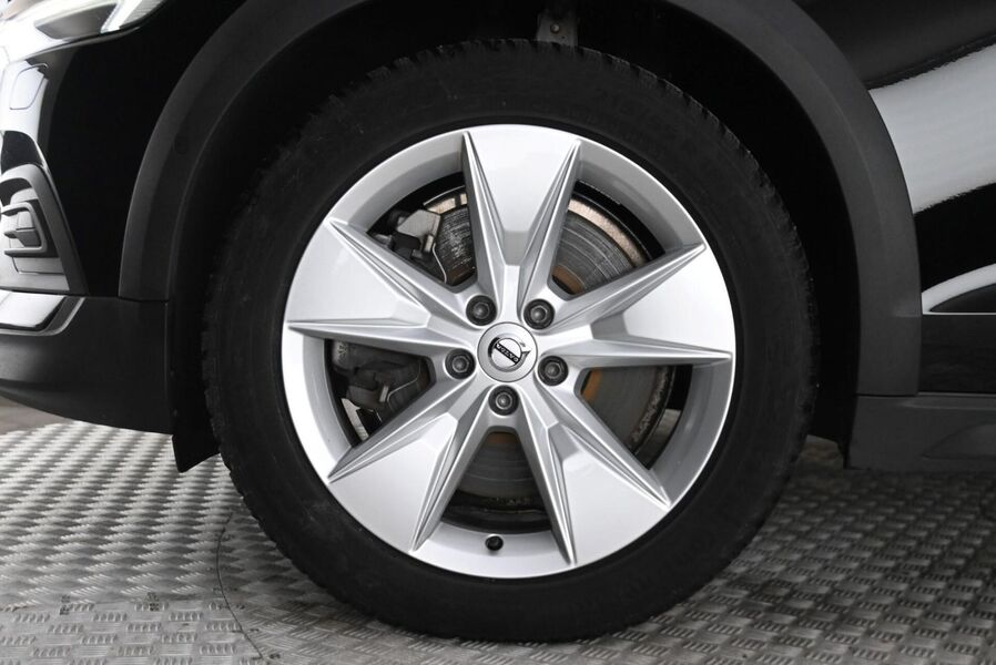 Volvo V60 Cross Country vaihtoauto