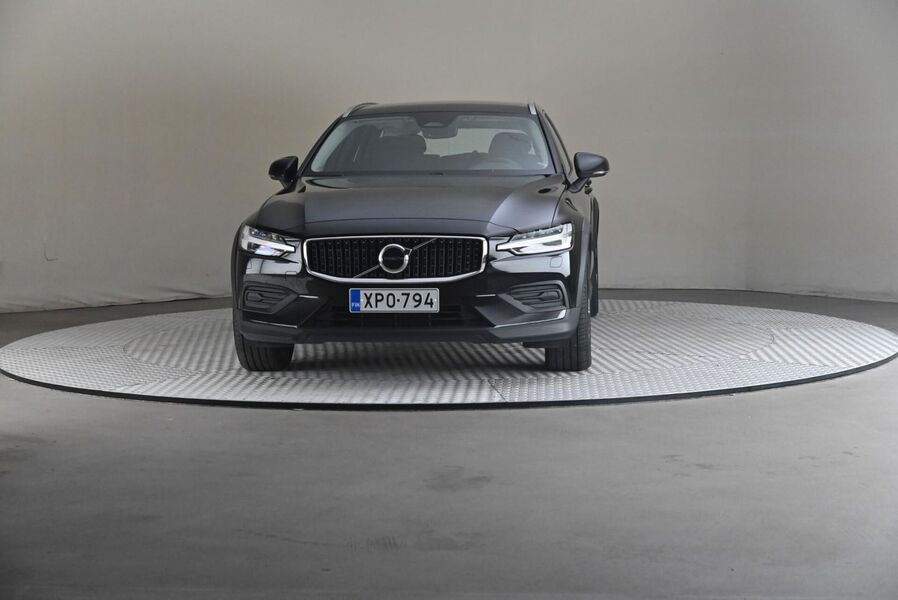 Volvo V60 Cross Country vaihtoauto