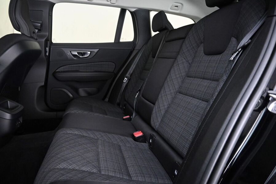 Volvo V60 Cross Country vaihtoauto