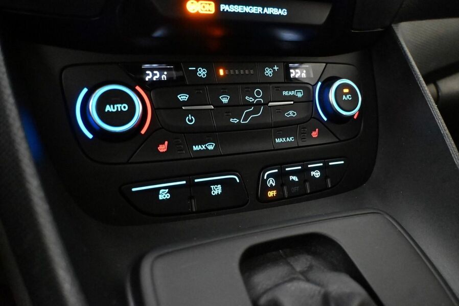 Ford Transit Connect vaihtoauto
