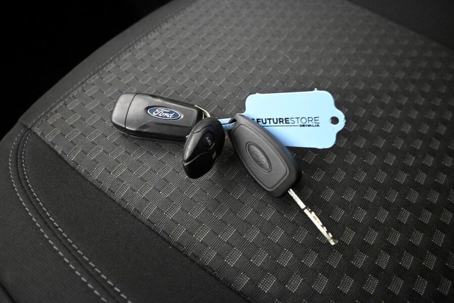 Ford Transit Connect vaihtoauto