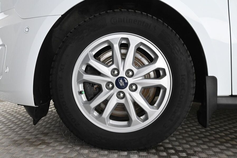 Ford Transit Connect vaihtoauto