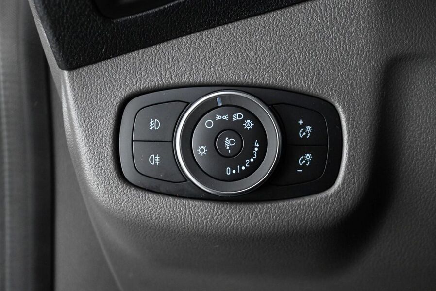 Ford Transit Connect vaihtoauto