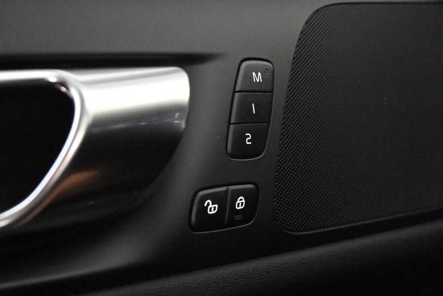 Volvo V60 Cross Country vaihtoauto