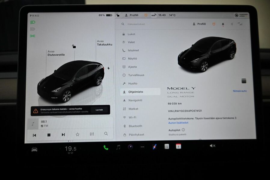 Tesla Model Y vaihtoauto