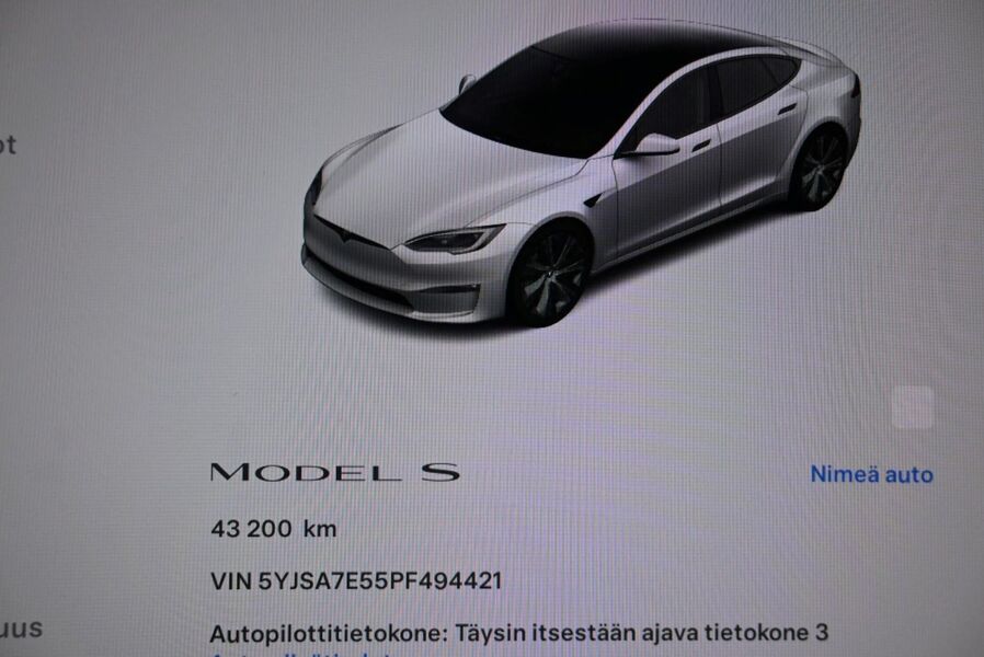 Tesla Model S vaihtoauto