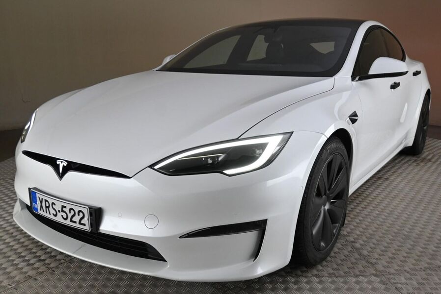 Tesla Model S vaihtoauto