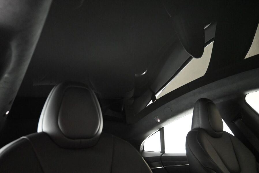 Tesla Model S vaihtoauto