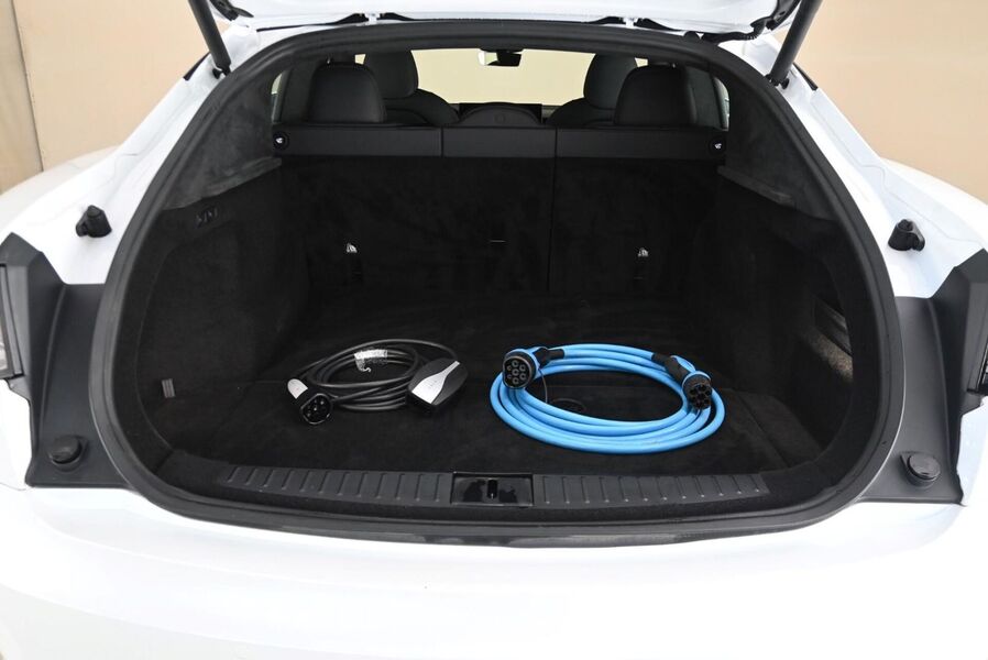 Tesla Model S vaihtoauto