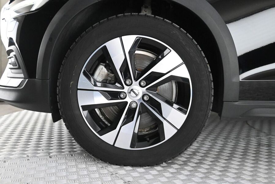 Volvo V60 Cross Country vaihtoauto