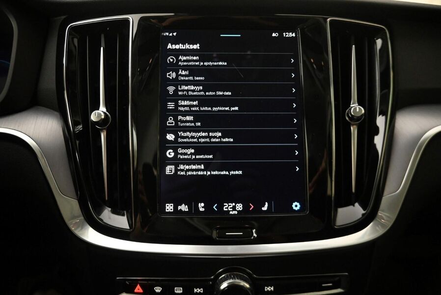 Volvo V60 Cross Country vaihtoauto