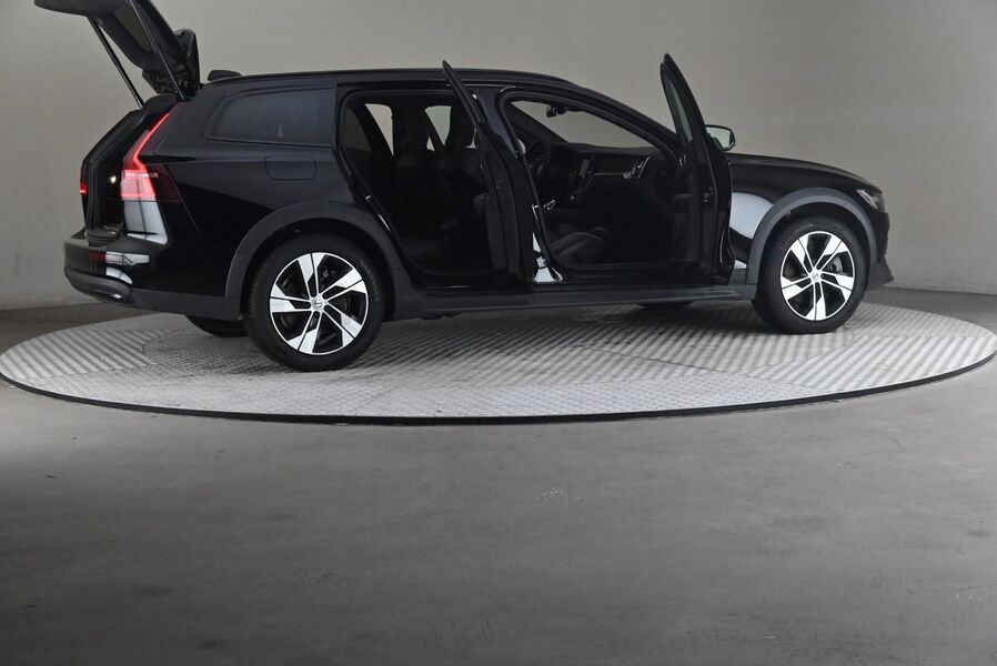 Volvo V60 Cross Country vaihtoauto