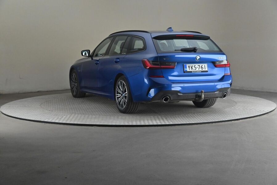 BMW 330 vaihtoauto