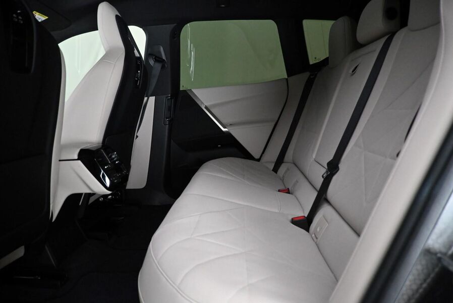 BMW iX vaihtoauto
