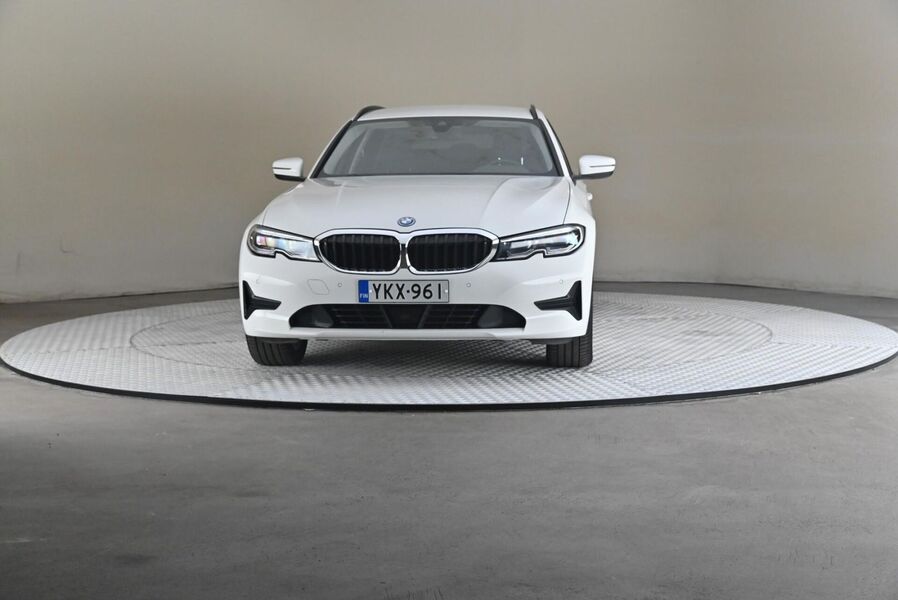 BMW 330 vaihtoauto