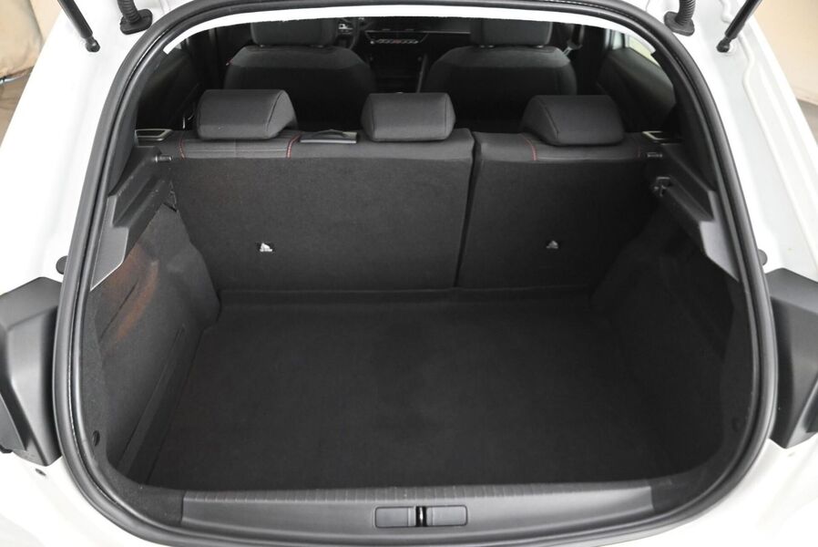 Peugeot e-208 vaihtoauto