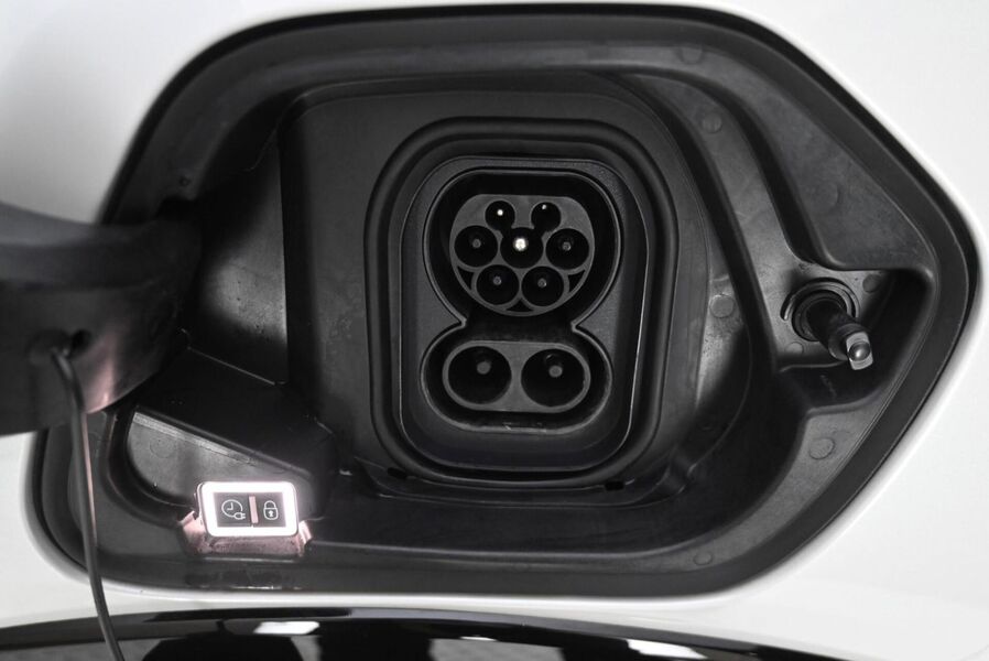 Peugeot e-208 vaihtoauto