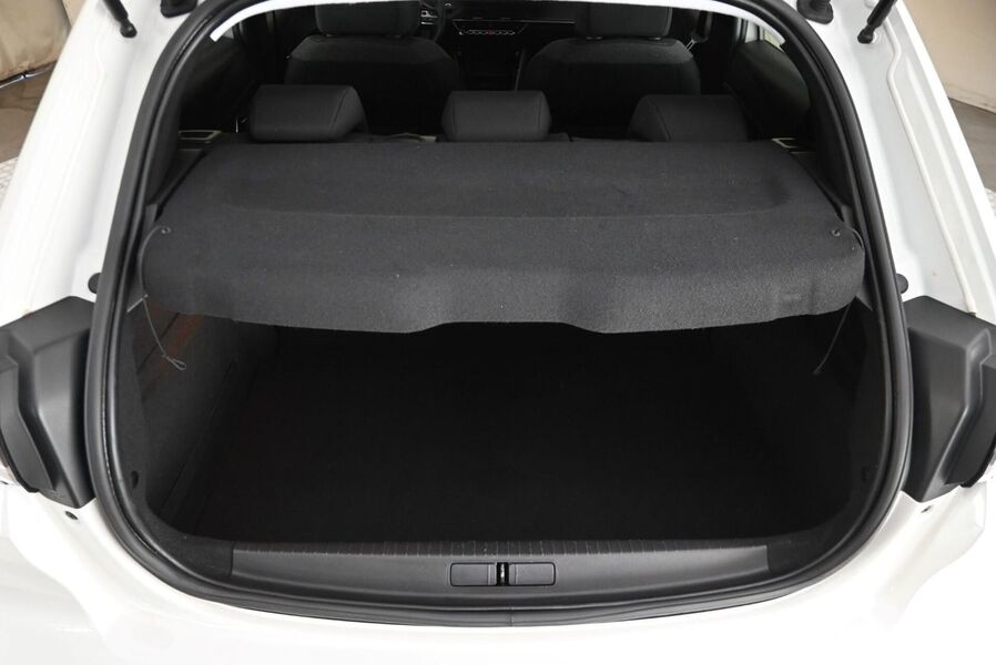 Peugeot e-208 vaihtoauto