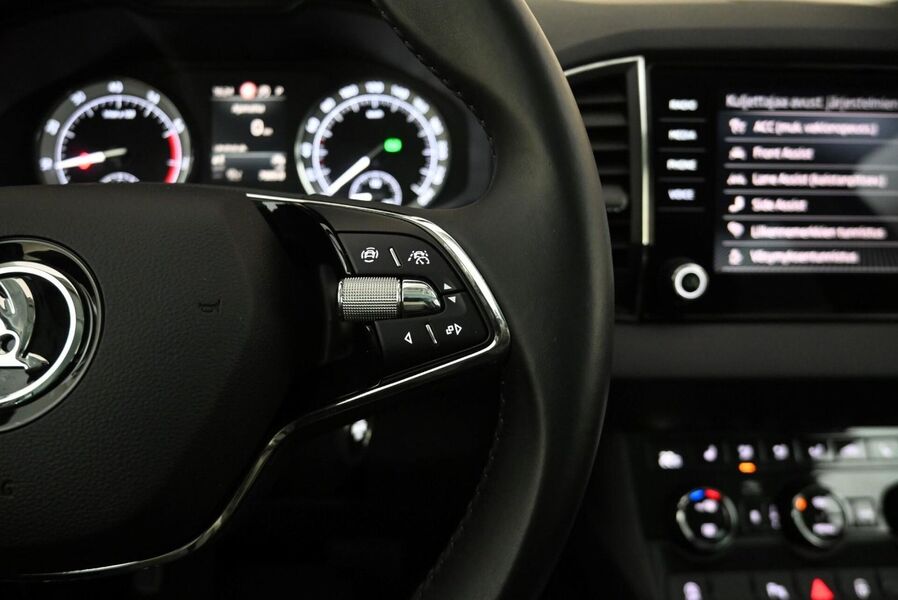 Skoda Karoq vaihtoauto