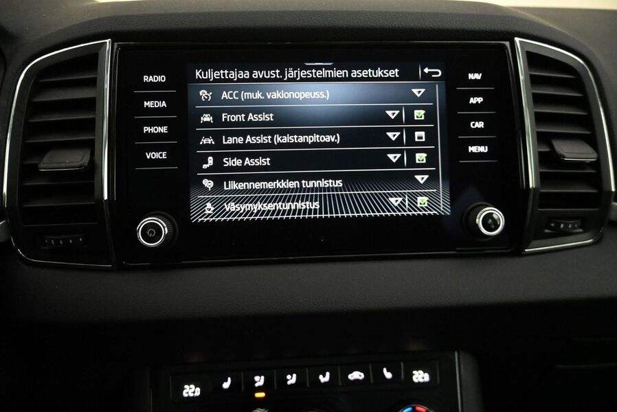 Skoda Karoq vaihtoauto