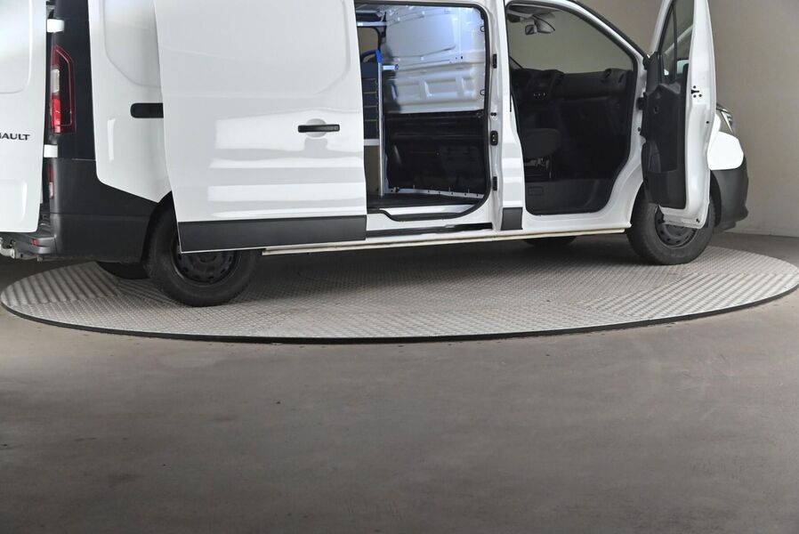 Renault Trafic vaihtoauto