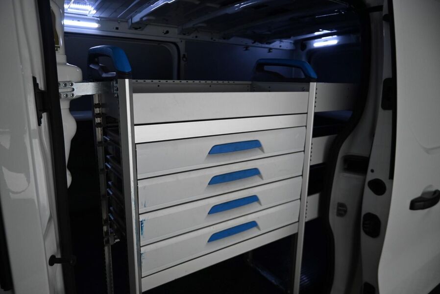 Renault Trafic vaihtoauto