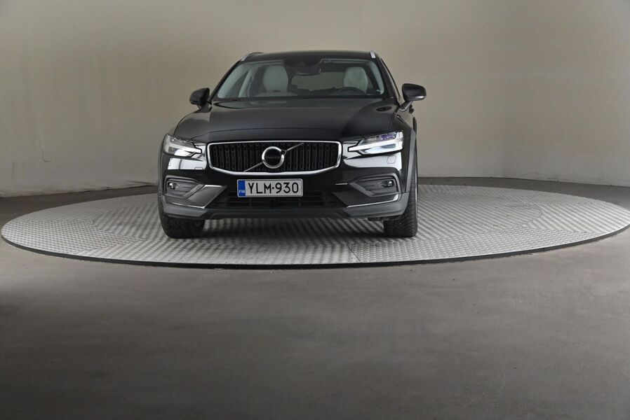 Volvo V60 Cross Country vaihtoauto