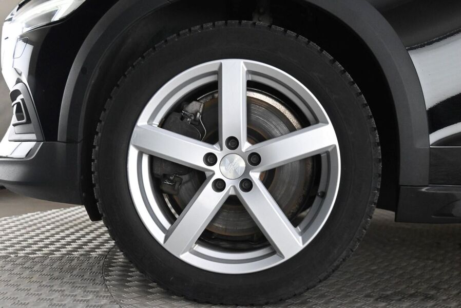 Volvo V60 Cross Country vaihtoauto